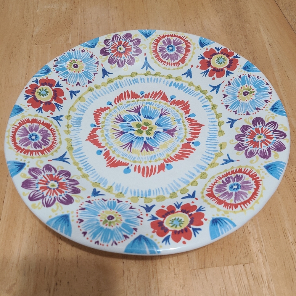 222 Fifth PTS Intern. Meriweather Fine Porcelain Floral and Paisley Salad Plates
